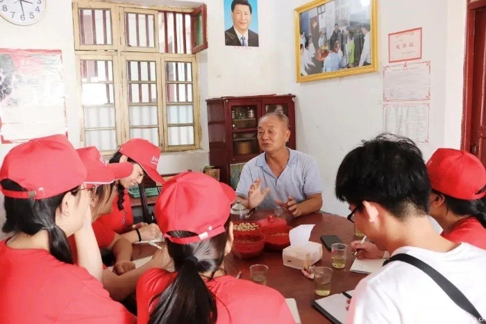 14-与孙观发爷爷交流_UUID11357 14-与孙观发爷爷交流_UUID11357