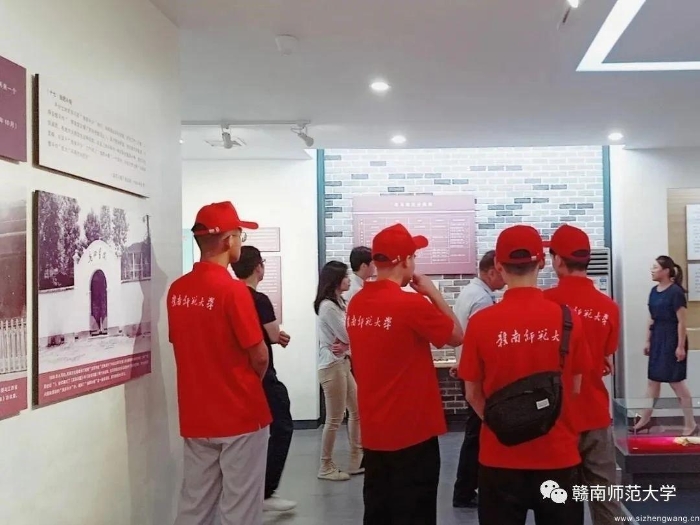 15-“红土”志愿服务队参观纪念馆_UUID11357 15-“红土”志愿服务队参观纪念馆_UUID11357