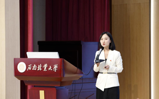 蒋晓涵生动阐述“两弹一星”精神的丰富内涵 蒋晓涵生动阐述“两弹一星”精神的丰富内涵